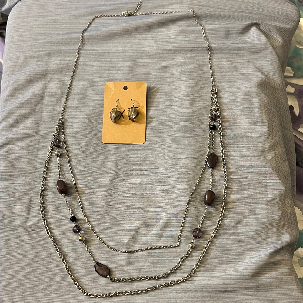 Mi Amore Elegant Silver and Brown Necklace Set-EUC